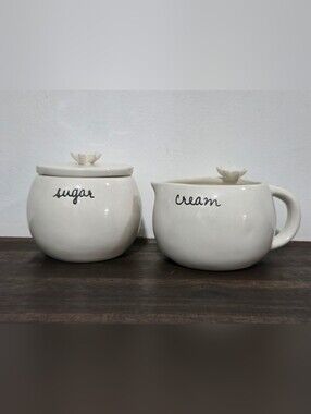 Rae Dunn Sugar and Creamer Set
